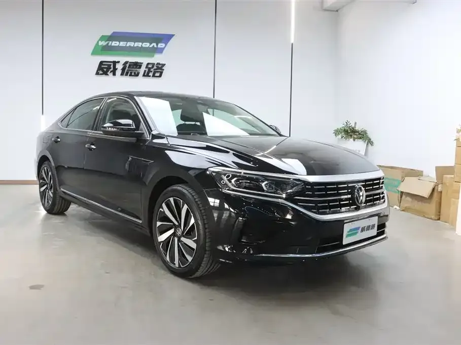 Volkswagen Passat — фото 6