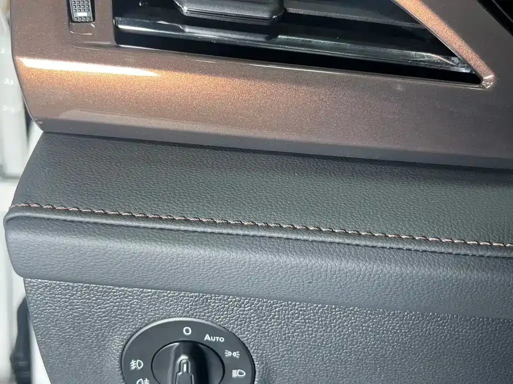 Volkswagen Tharu — фото 10