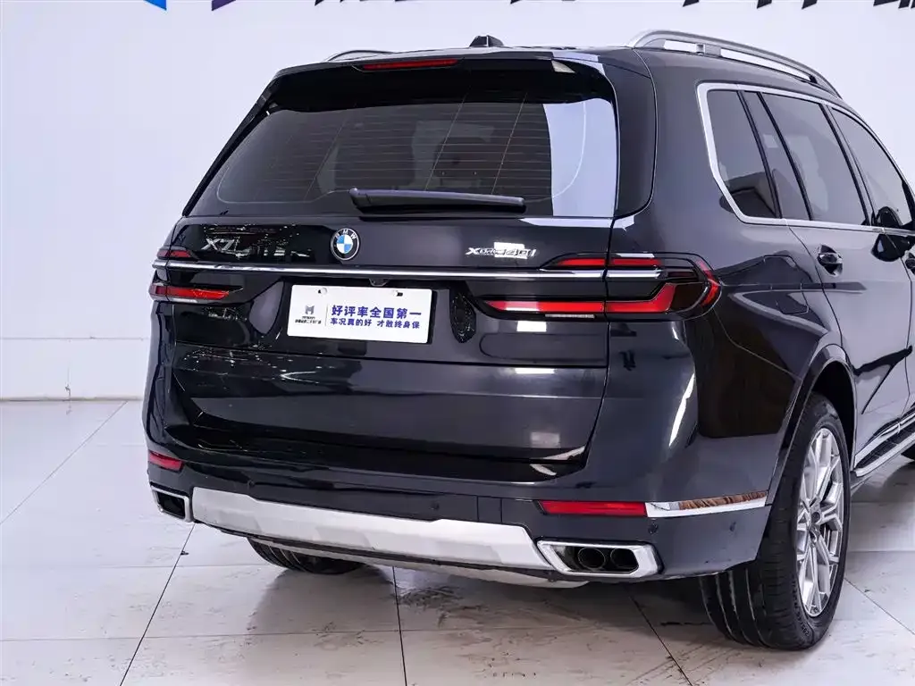 BMW X7 — фото 4