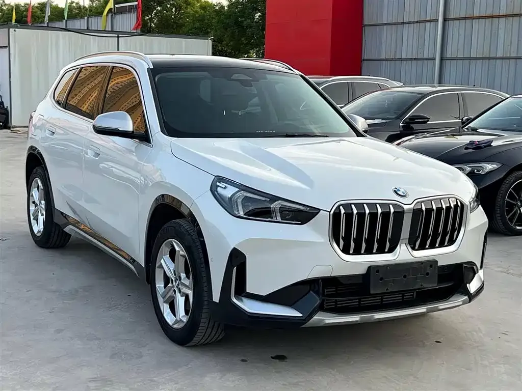 BMW X1 — фото 3