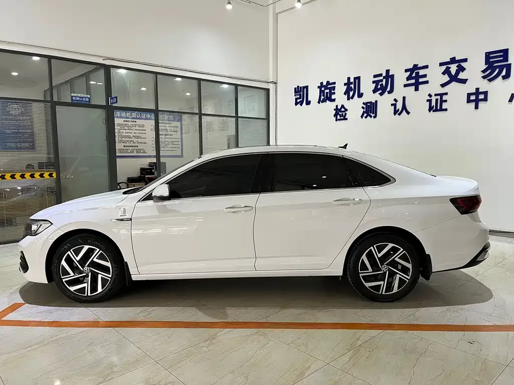 Volkswagen Sagitar 2023 из CN, фото 9