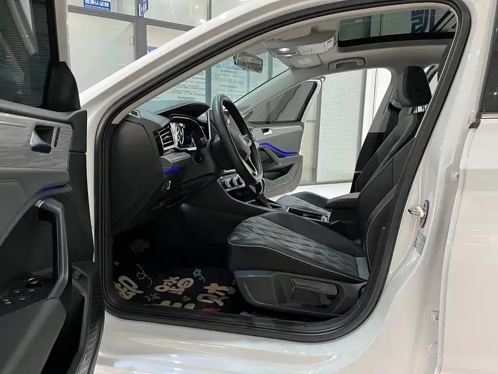 Volkswagen Sagitar 2023 из CN, фото 5