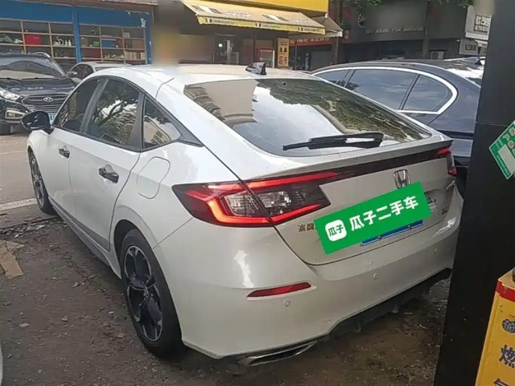 Honda Civic — фото 10