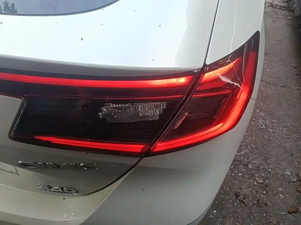 Honda Civic — фото 4
