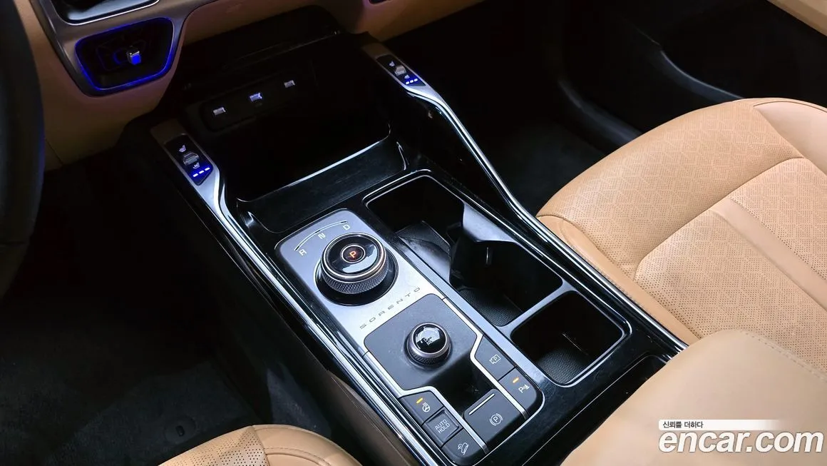 Kia Sorento — фото 10