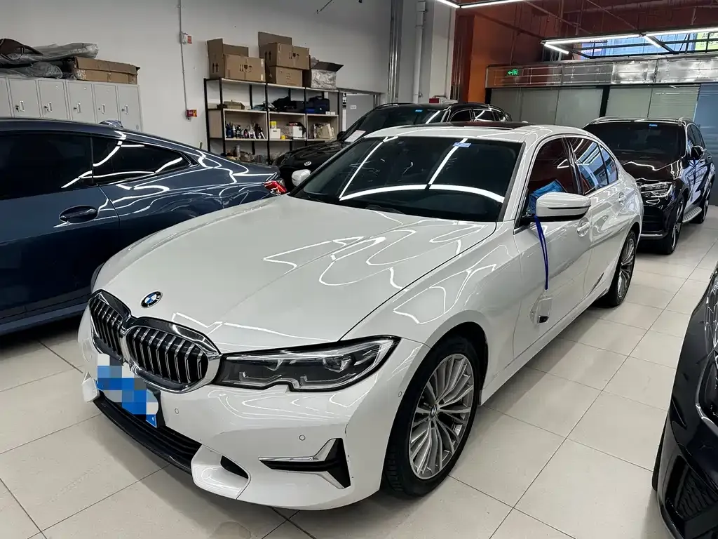 BMW 3 Series — фото 1