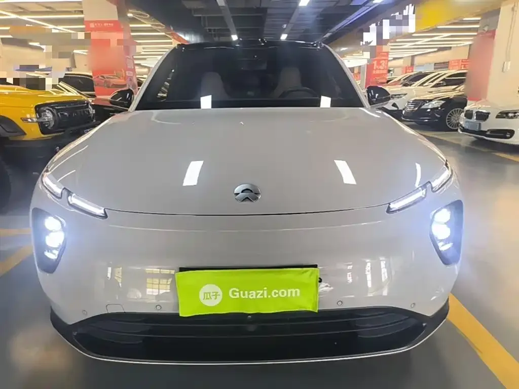 NIO EC6 — фото 10