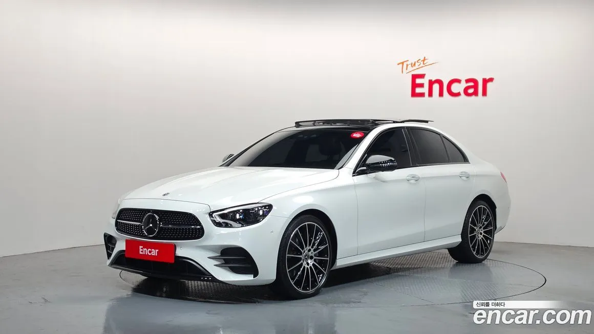 Mercedes-Benz E-Class — фото 1