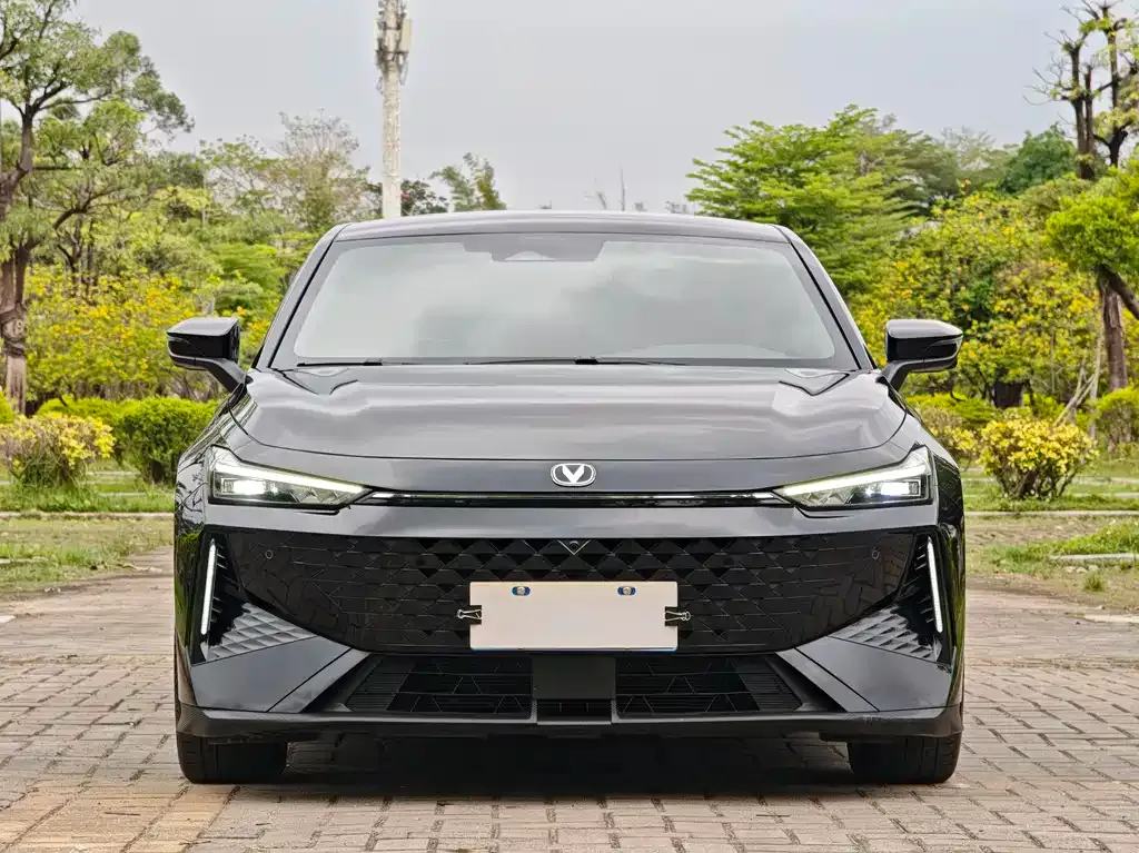 Changan UNI-V 2024 из CN, фото 3