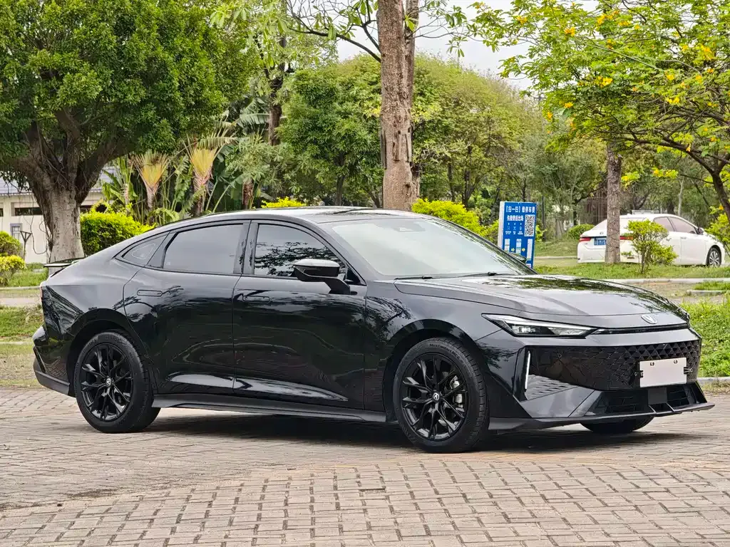Changan UNI-V 2024 из CN, фото 9