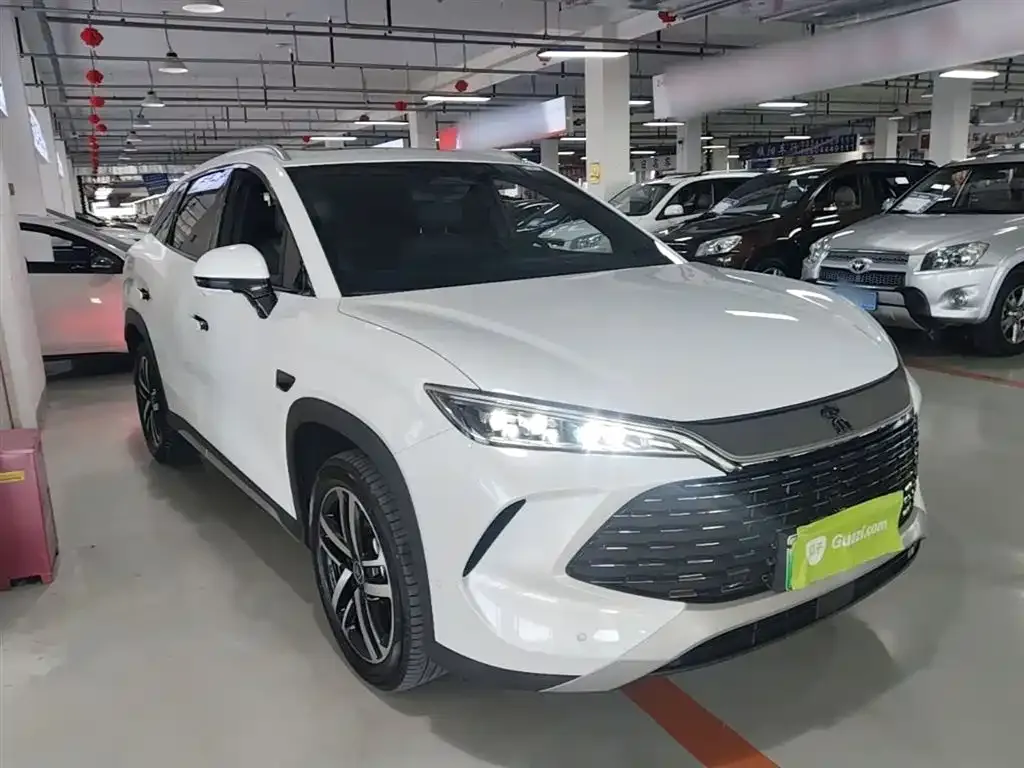 BYD L DM-i — фото 7