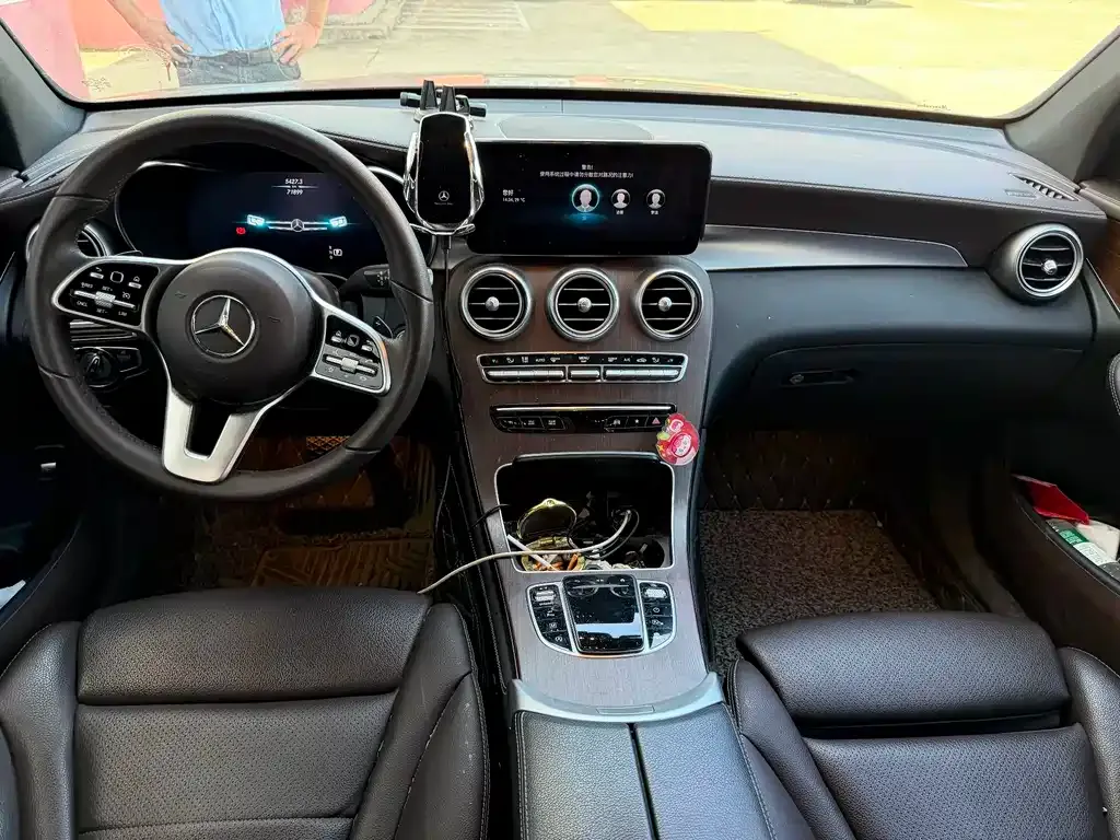 Mercedes-Benz GLC — фото 2