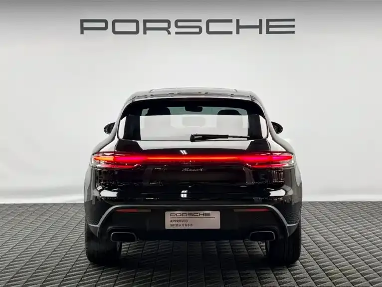 Porsche Macan — фото 7