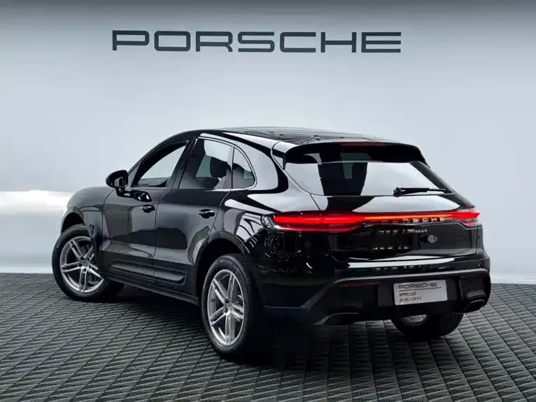Porsche Macan — фото 5