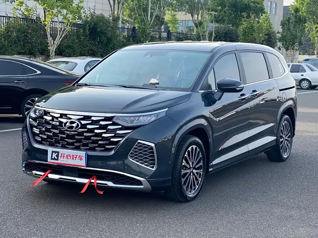 Hyundai Custo — фото 1