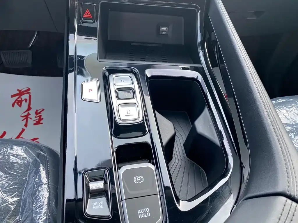Hyundai Custo — фото 3