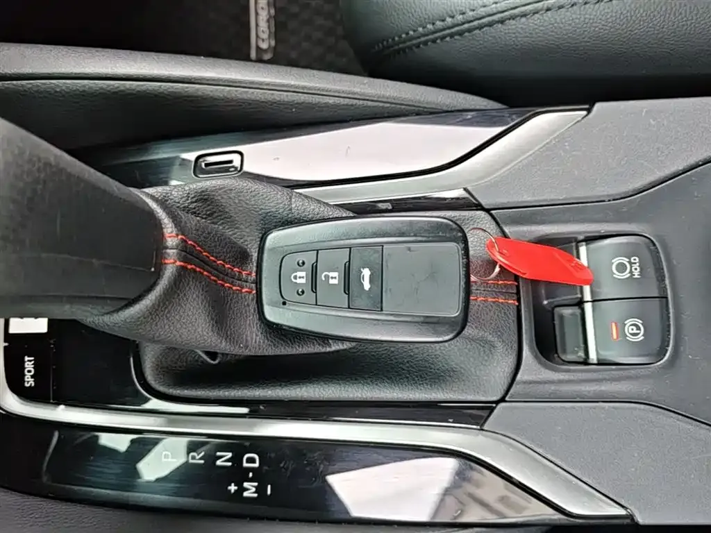 Toyota Corolla 2022 из CN, фото 6