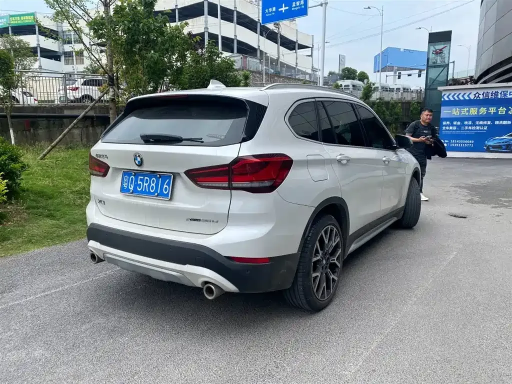 BMW X1 — фото 10