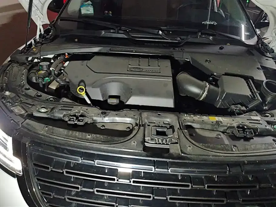 Land Rover Evoque — фото 5