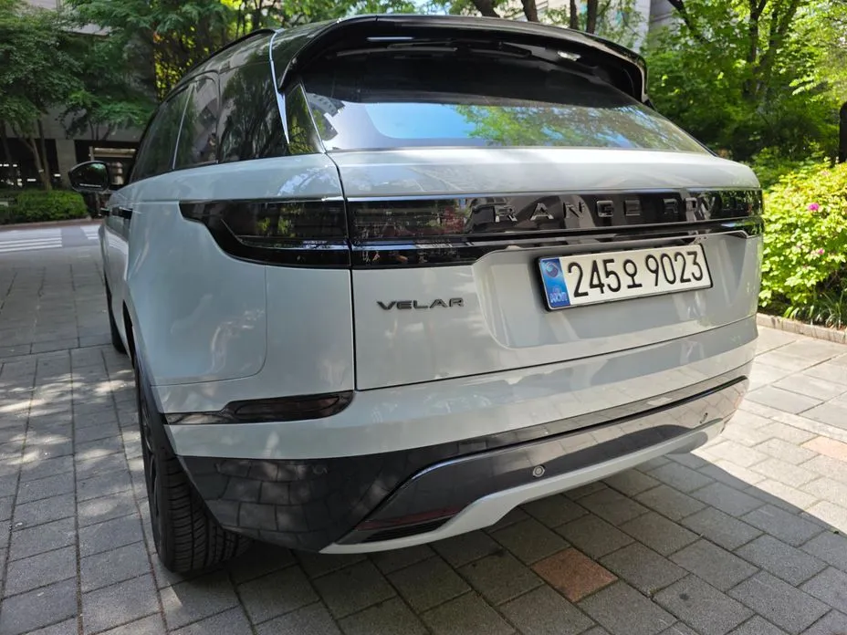 Land Rover Range Rover Velar 2026 из KR, фото 3