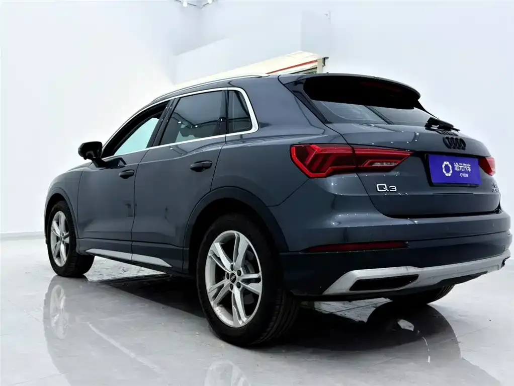 Audi Q3 — фото 8