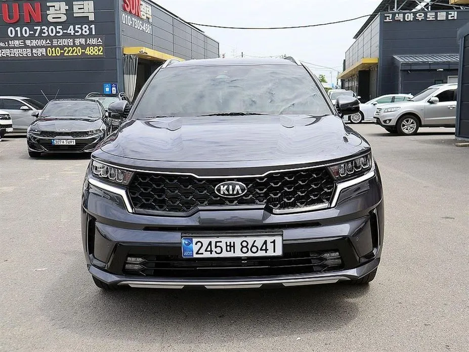 Kia Sorento — фото 1