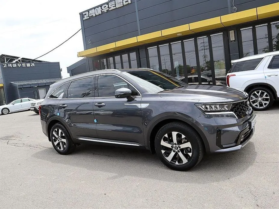 Kia Sorento — фото 3