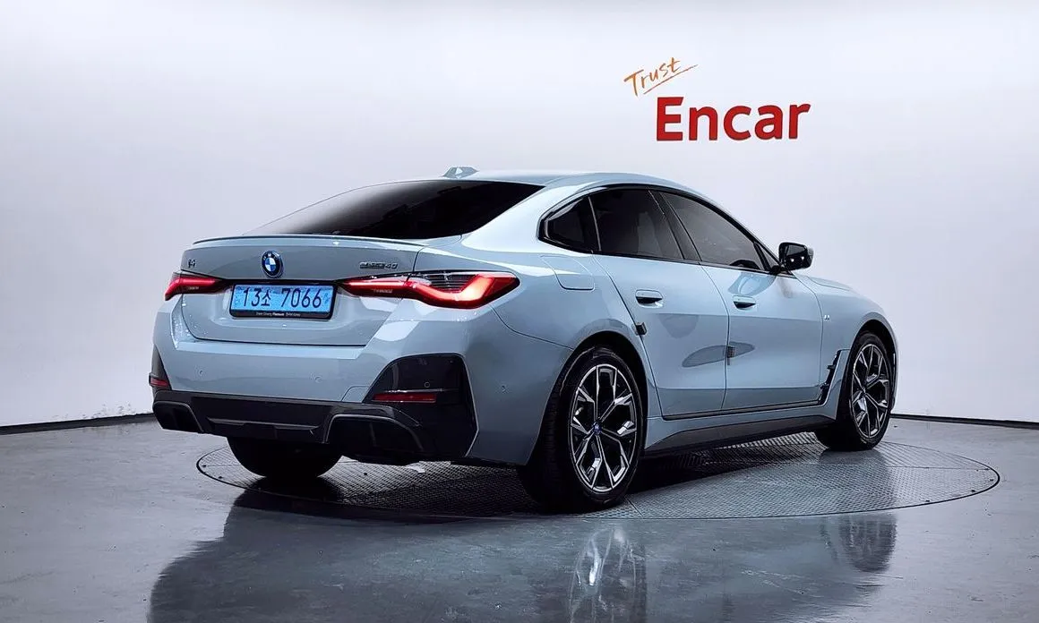 BMW i4 2024 из KR, фото 2