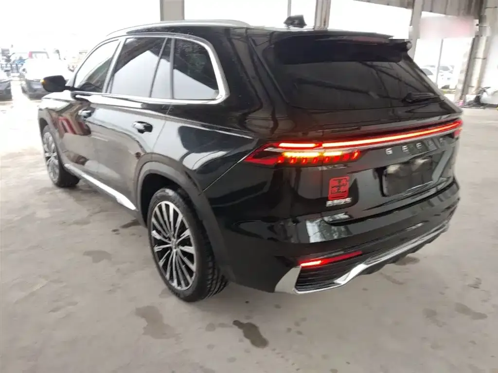 Geely Xingyue L — фото 8