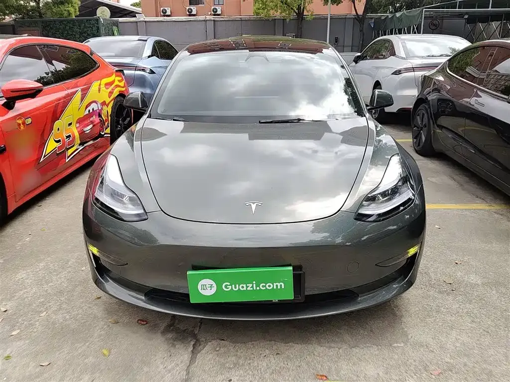 Tesla Model 3 — фото 6