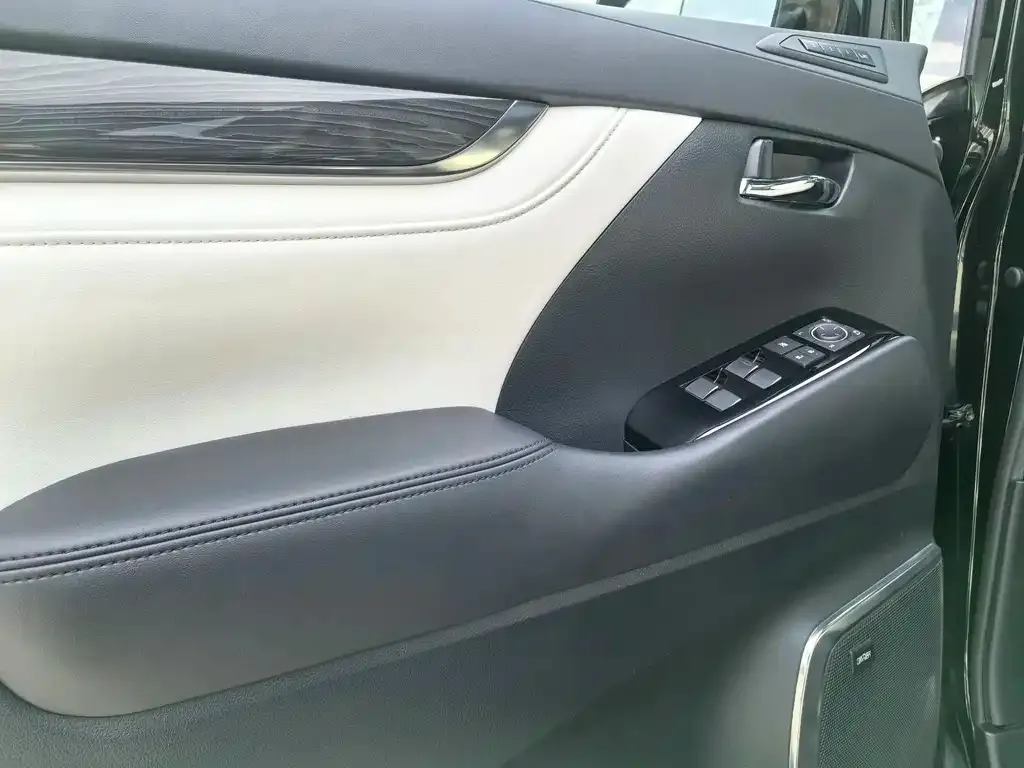 Lexus LM 2021 из CN, фото 3