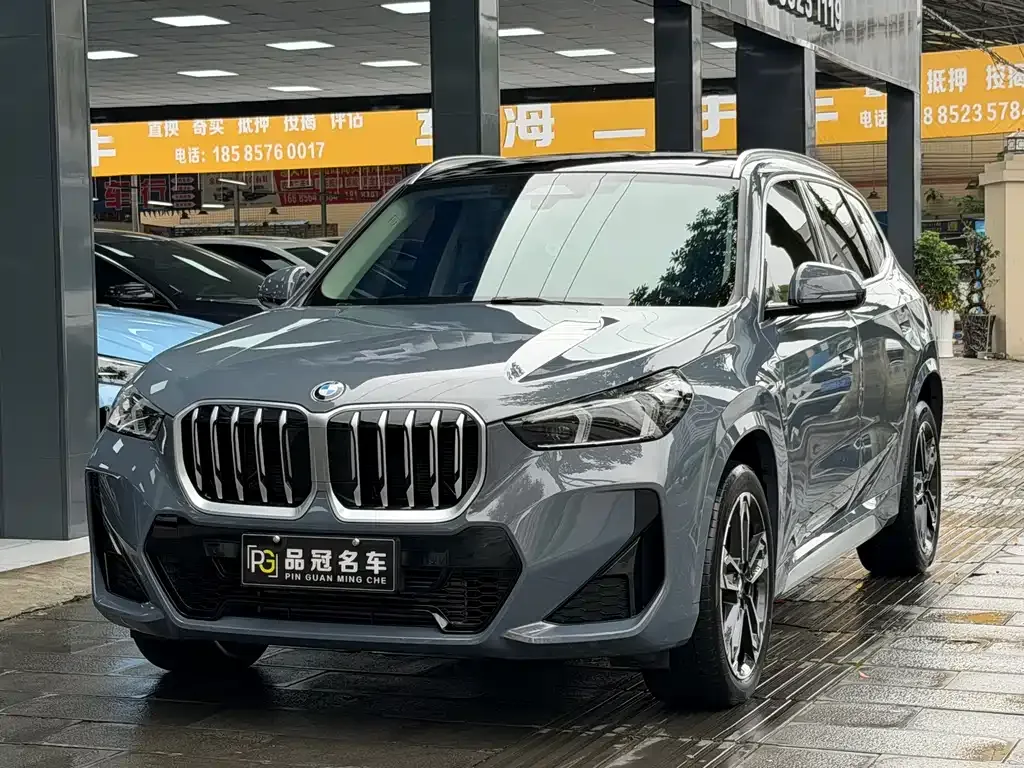 BMW X1 — фото 1