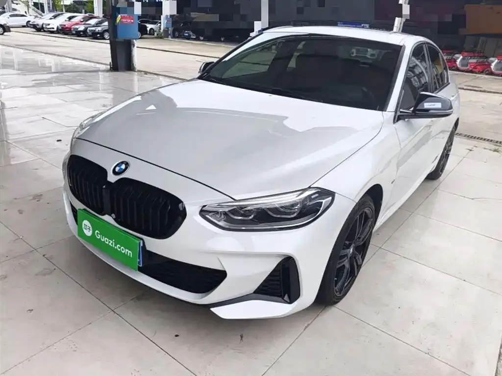 BMW 1 Series 2021 из CN, фото 1