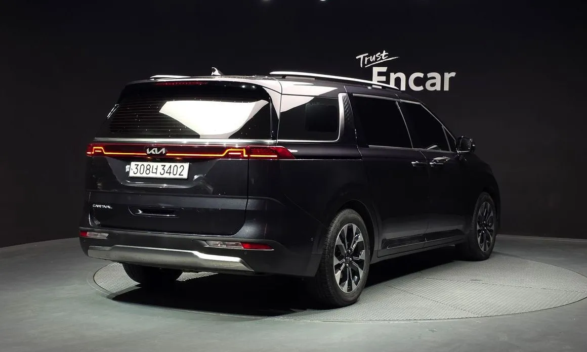 Kia Carnival — фото 5