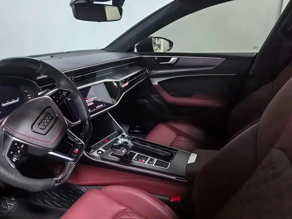 Audi A7L — фото 5