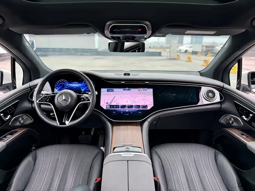Mercedes-Benz EQS SUV 2023 из CN, фото 5