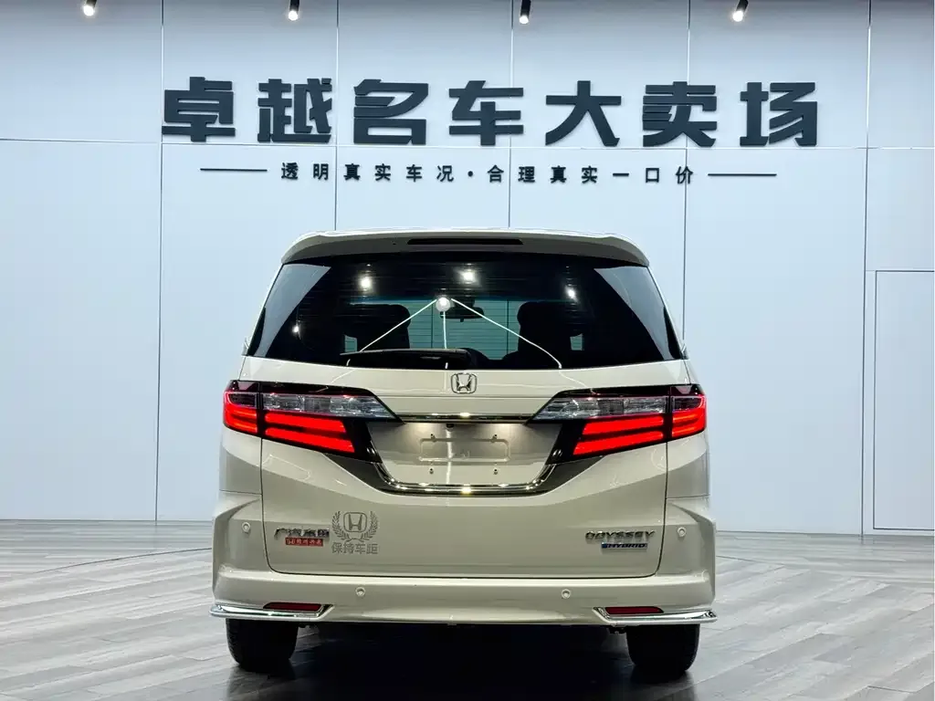 Honda Odyssey — фото 2