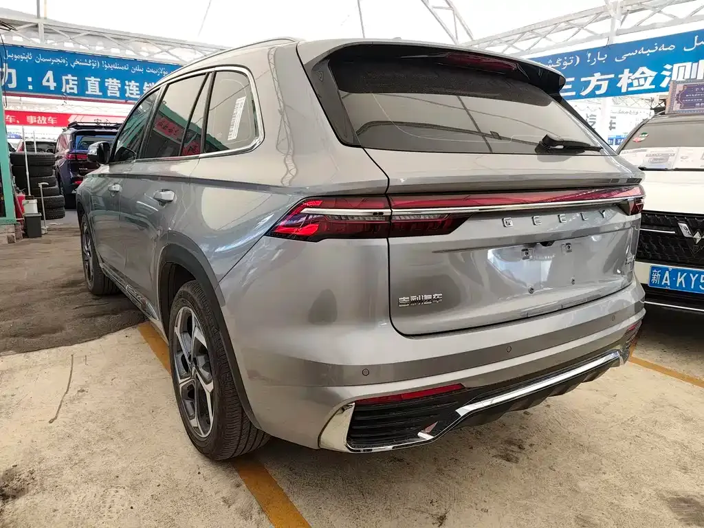 Geely Xingyue L — фото 10