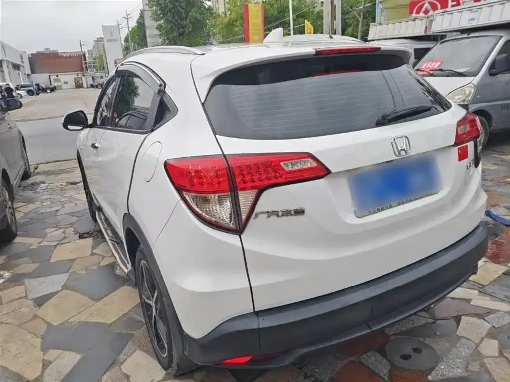 Honda Vezel 2021 из CN, фото 9