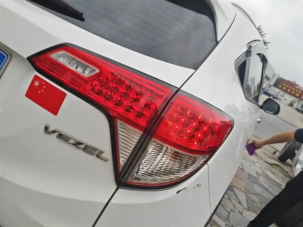 Honda Vezel 2021 из CN, фото 10