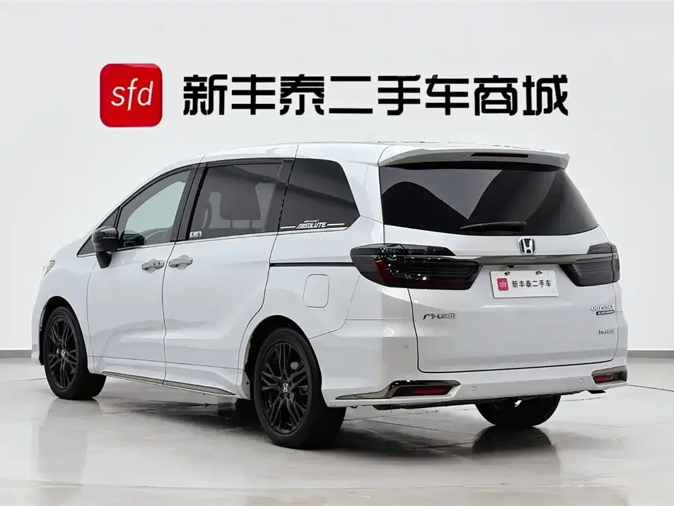 Honda Odyssey — фото 10