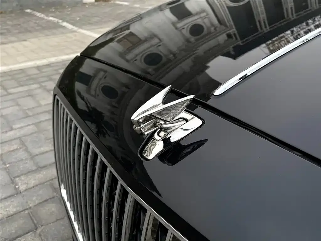 Bentley Flying Spur — фото 7