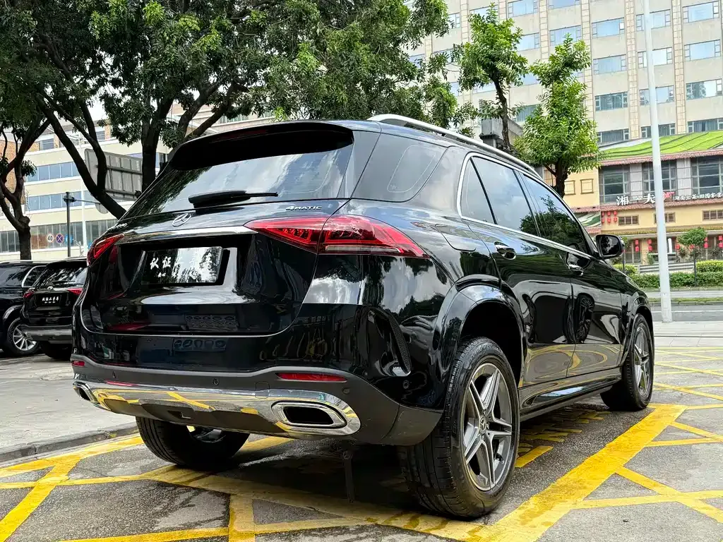 Mercedes-Benz GLE — фото 8