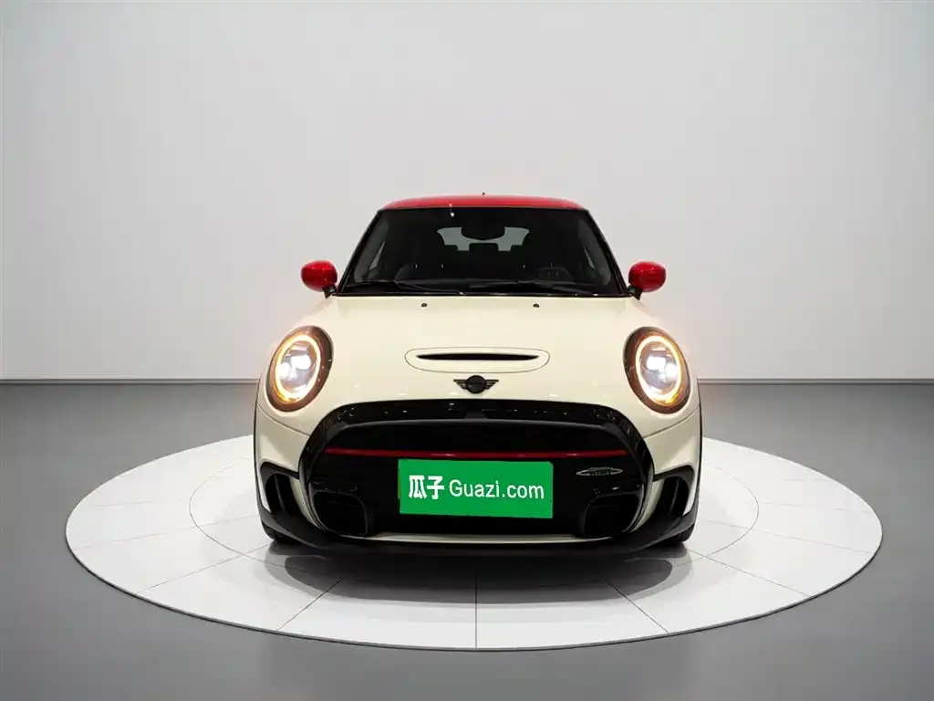 MINI JCW (John Cooper Works) — фото 10
