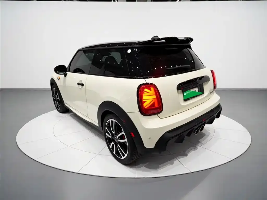 MINI JCW (John Cooper Works) — фото 4