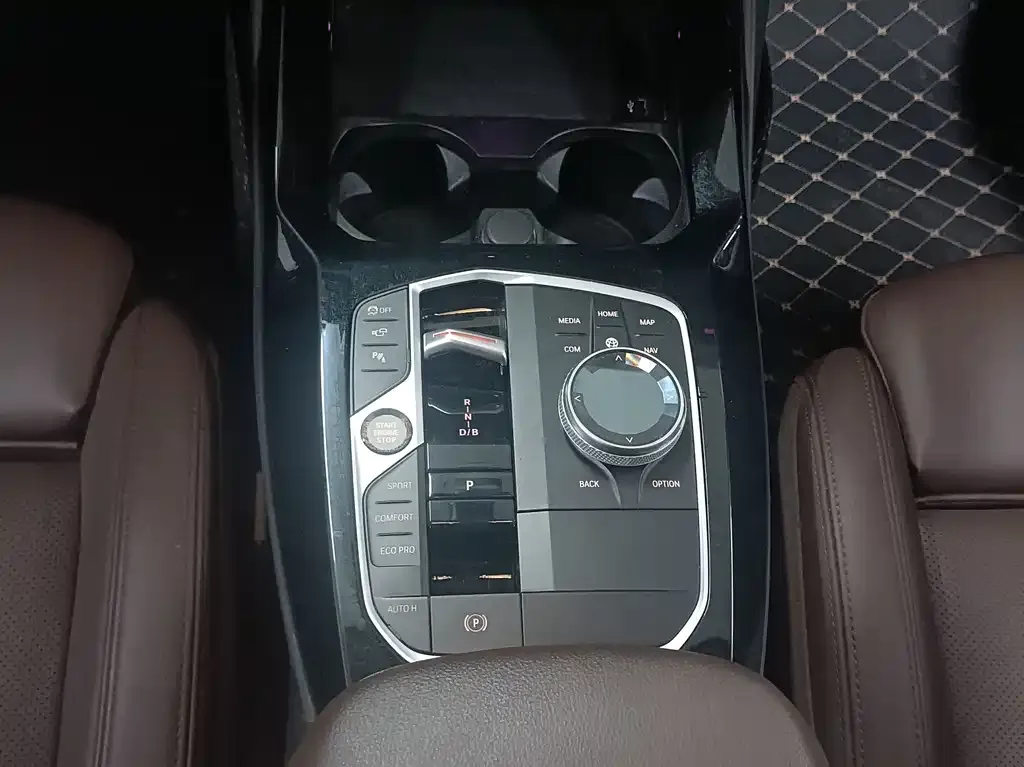 BMW iX3 2023 из CN, фото 8