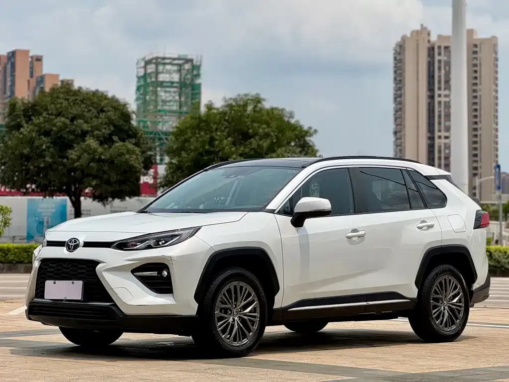 Toyota Wildlander — фото 1
