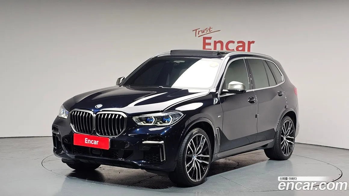 BMW X5 M50i 1