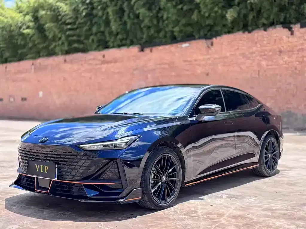 Changan UNI-V — фото 1