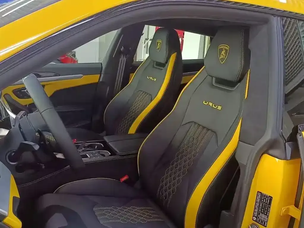 Lamborghini Urus — фото 8